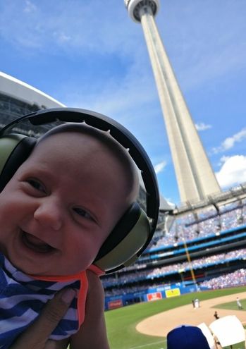 Tips for an Afternoon at the Blue Jays Game with Kids : Parenting To Go